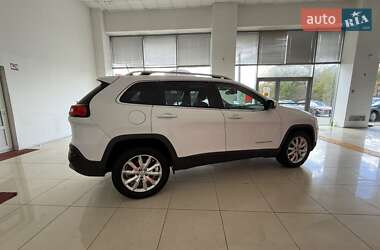 Позашляховик / Кросовер Jeep Cherokee 2015 в  фото 14 Позашляховик / Кросовер Jeep Cherokee 2015 в