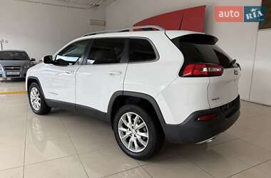 Позашляховик / Кросовер Jeep Cherokee 2015 в  фото 4 Позашляховик / Кросовер Jeep Cherokee 2015 в