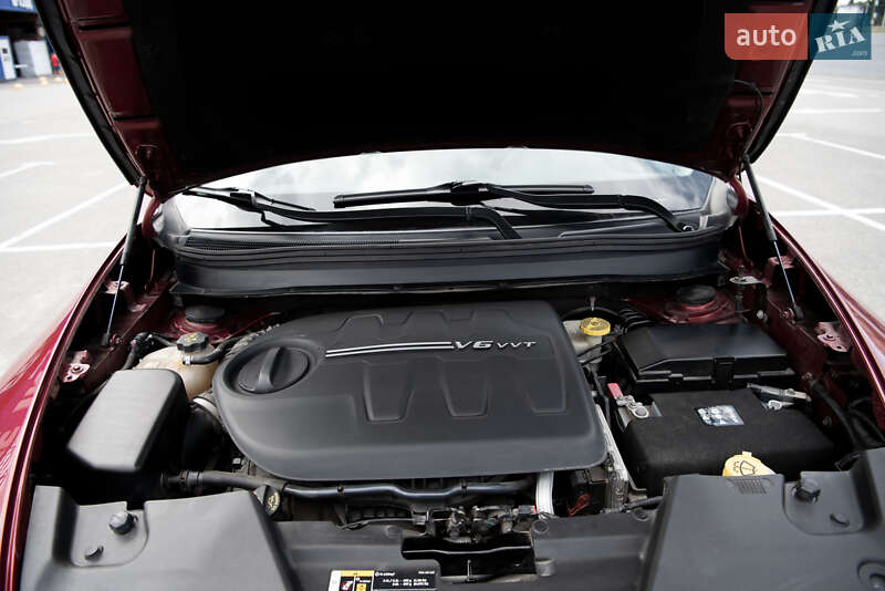 Внедорожник / Кроссовер Jeep Cherokee 2016 в Полтаве