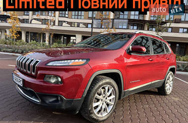 Внедорожник / Кроссовер Jeep Cherokee 2016 в Киеве