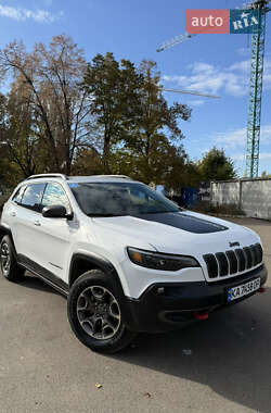 Внедорожник / Кроссовер Jeep Cherokee 2019 в Киеве