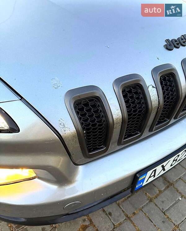 Внедорожник / Кроссовер Jeep Cherokee 2015 в Харькове фото 7 Внедорожник / Кроссовер Jeep Cherokee 2015 в Харькове
