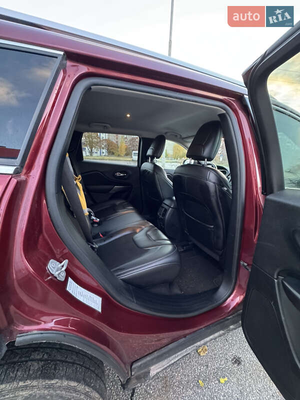 Позашляховик / Кросовер Jeep Cherokee 2019 в Чернігові