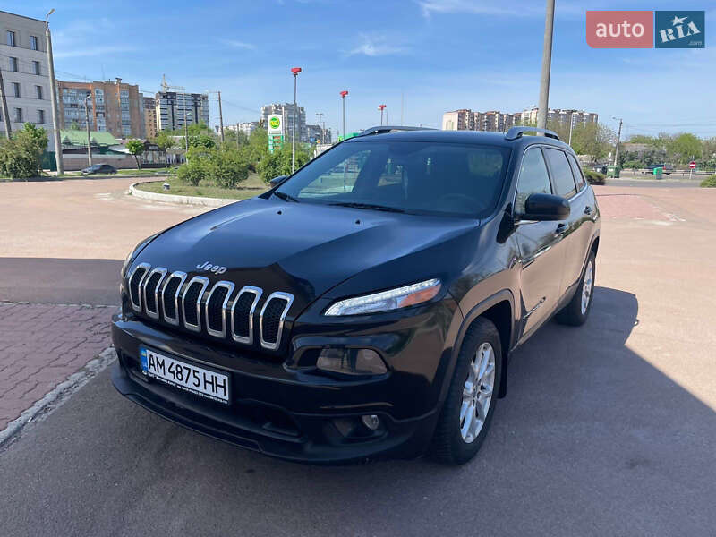 Внедорожник / Кроссовер Jeep Cherokee 2015 в Киеве фото Внедорожник / Кроссовер Jeep Cherokee 2015 в Киеве