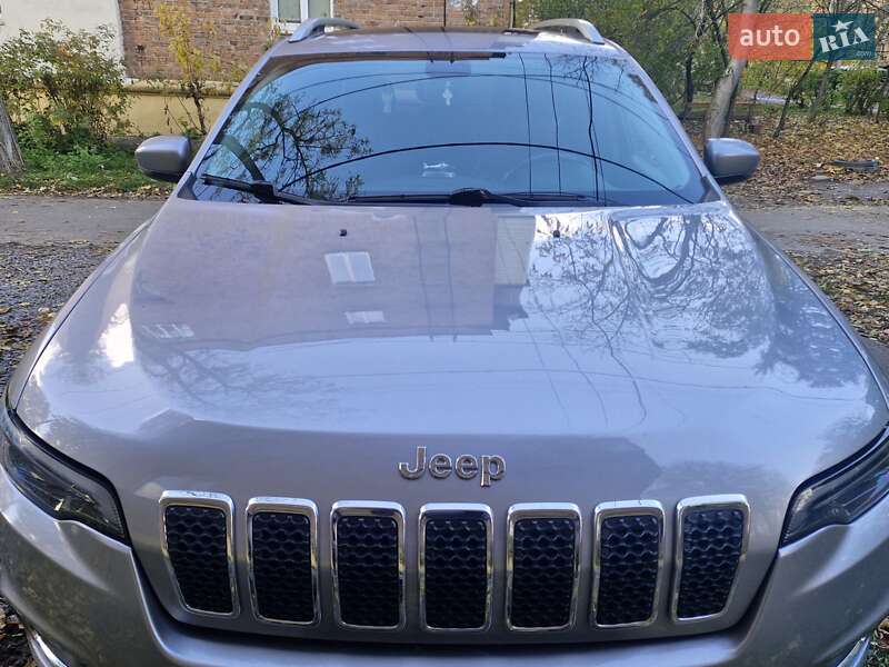 Внедорожник / Кроссовер Jeep Cherokee 2018 в Виннице
