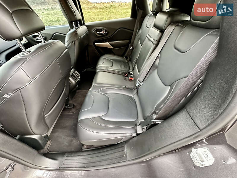 Позашляховик / Кросовер Jeep Cherokee 2017 в Вінниці фото 73 Позашляховик / Кросовер Jeep Cherokee 2017 в Вінниці