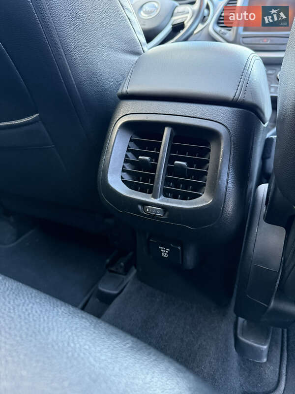 Внедорожник / Кроссовер Jeep Cherokee 2014 в Львове фото 22 Внедорожник / Кроссовер Jeep Cherokee 2014 в Львове