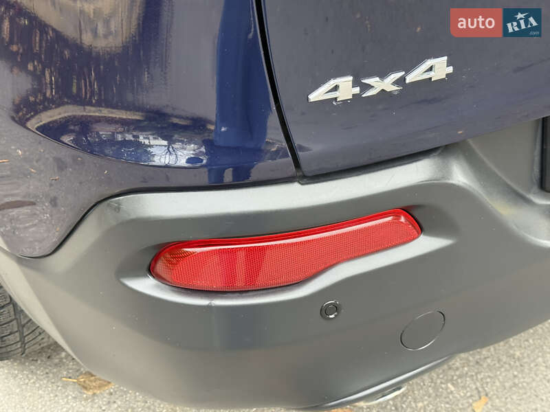 Внедорожник / Кроссовер Jeep Cherokee 2014 в Днепре фото 25 Внедорожник / Кроссовер Jeep Cherokee 2014 в Днепре