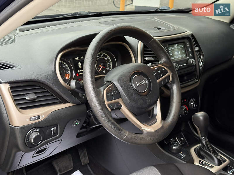 Внедорожник / Кроссовер Jeep Cherokee 2014 в Днепре фото 42 Внедорожник / Кроссовер Jeep Cherokee 2014 в Днепре