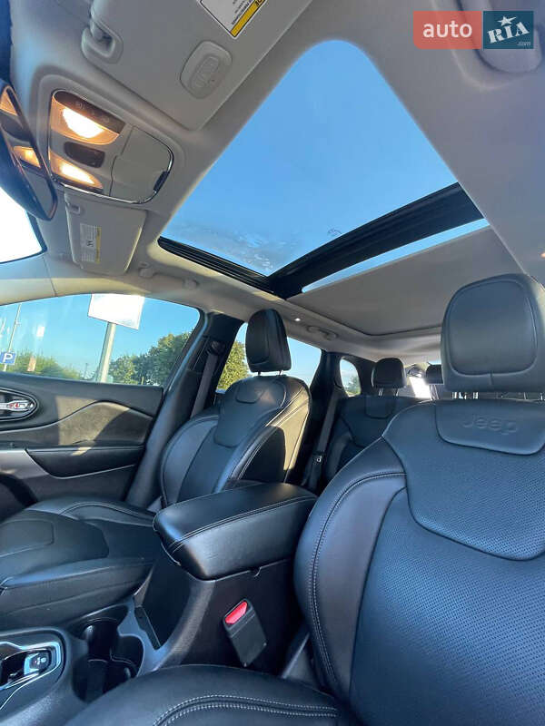 Позашляховик / Кросовер Jeep Cherokee 2018 в Львові фото 14 Позашляховик / Кросовер Jeep Cherokee 2018 в Львові