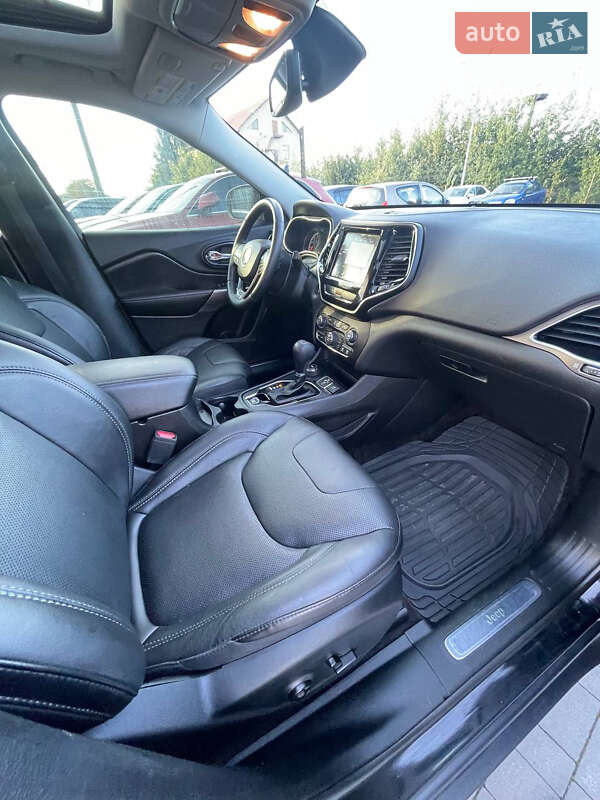 Позашляховик / Кросовер Jeep Cherokee 2018 в Львові фото 25 Позашляховик / Кросовер Jeep Cherokee 2018 в Львові