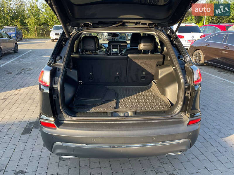 Позашляховик / Кросовер Jeep Cherokee 2018 в Львові фото 29 Позашляховик / Кросовер Jeep Cherokee 2018 в Львові