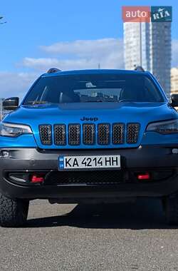 Позашляховик / Кросовер Jeep Cherokee 2018 в  фото 2 Позашляховик / Кросовер Jeep Cherokee 2018 в