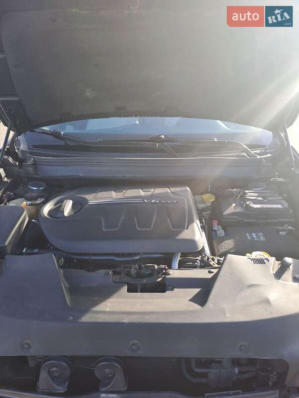 Внедорожник / Кроссовер Jeep Cherokee 2016 в Броварах