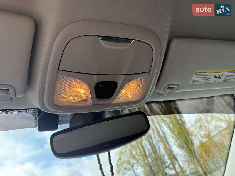 Внедорожник / Кроссовер Jeep Cherokee 2020 в Киеве