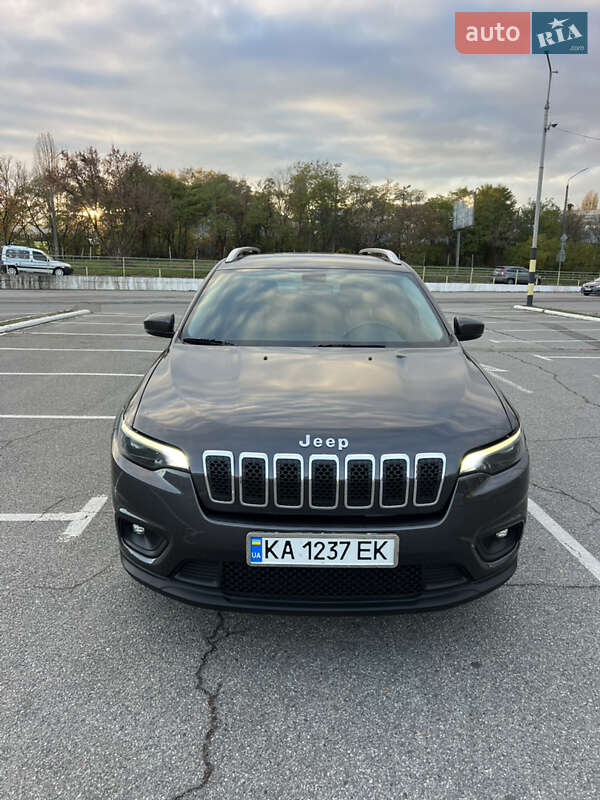 Внедорожник / Кроссовер Jeep Cherokee 2018 в Киеве фото 12 Внедорожник / Кроссовер Jeep Cherokee 2018 в Киеве