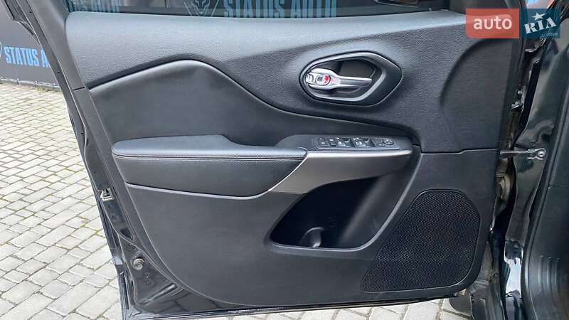 Внедорожник / Кроссовер Jeep Cherokee 2019 в Виннице фото 14 Внедорожник / Кроссовер Jeep Cherokee 2019 в Виннице
