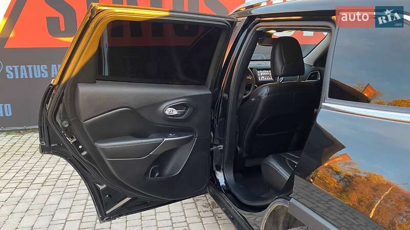 Внедорожник / Кроссовер Jeep Cherokee 2019 в Виннице фото 27 Внедорожник / Кроссовер Jeep Cherokee 2019 в Виннице