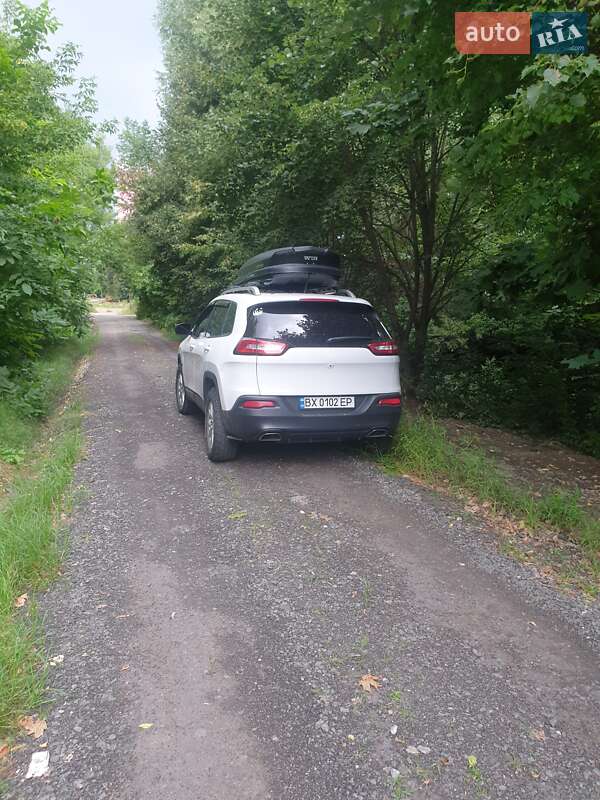 Внедорожник / Кроссовер Jeep Cherokee 2015 в Хмельницком фото 22 Внедорожник / Кроссовер Jeep Cherokee 2015 в Хмельницком