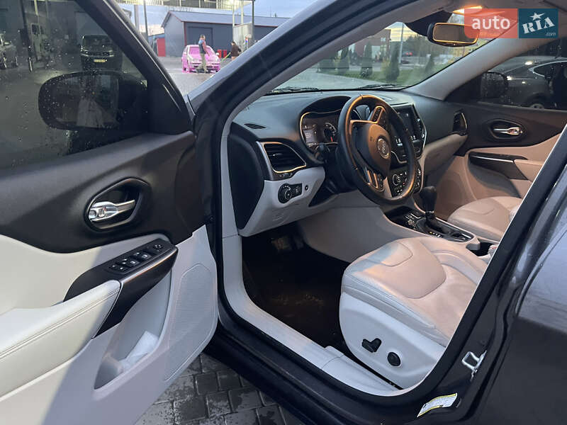 Внедорожник / Кроссовер Jeep Cherokee 2021 в Ивано-Франковске фото 16 Внедорожник / Кроссовер Jeep Cherokee 2021 в Ивано-Франковске