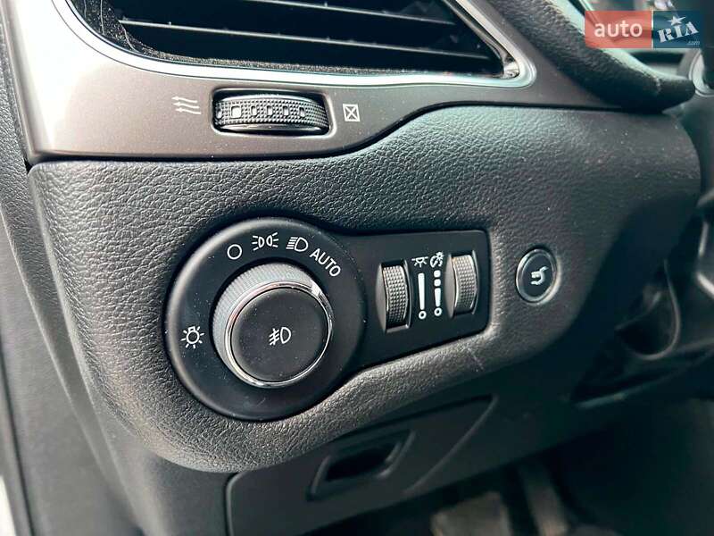 Позашляховик / Кросовер Jeep Cherokee 2020 в Львові фото 21 Позашляховик / Кросовер Jeep Cherokee 2020 в Львові