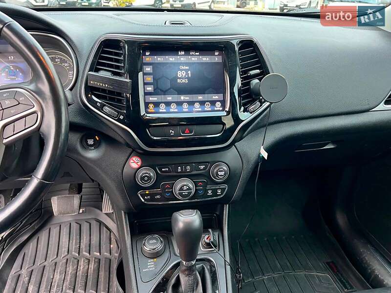 Позашляховик / Кросовер Jeep Cherokee 2020 в Львові фото 28 Позашляховик / Кросовер Jeep Cherokee 2020 в Львові