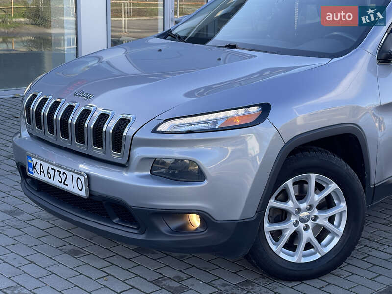 Позашляховик / Кросовер Jeep Cherokee 2013 в Полтаві