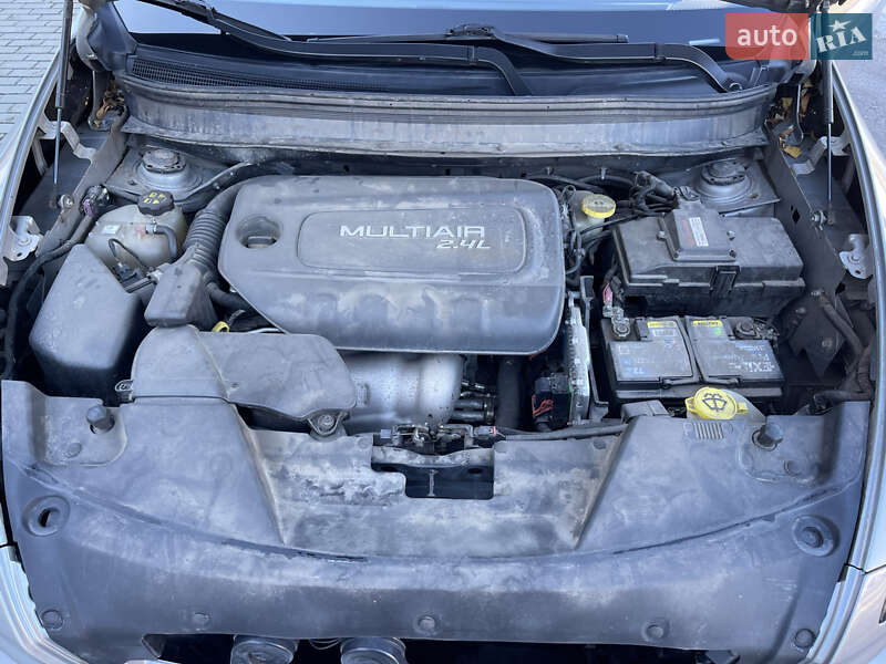 Позашляховик / Кросовер Jeep Cherokee 2013 в Полтаві