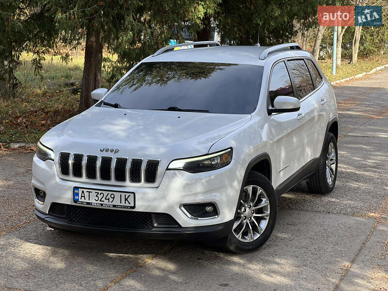 Внедорожник / Кроссовер Jeep Cherokee 2018 в Надворной фото 2 Внедорожник / Кроссовер Jeep Cherokee 2018 в Надворной