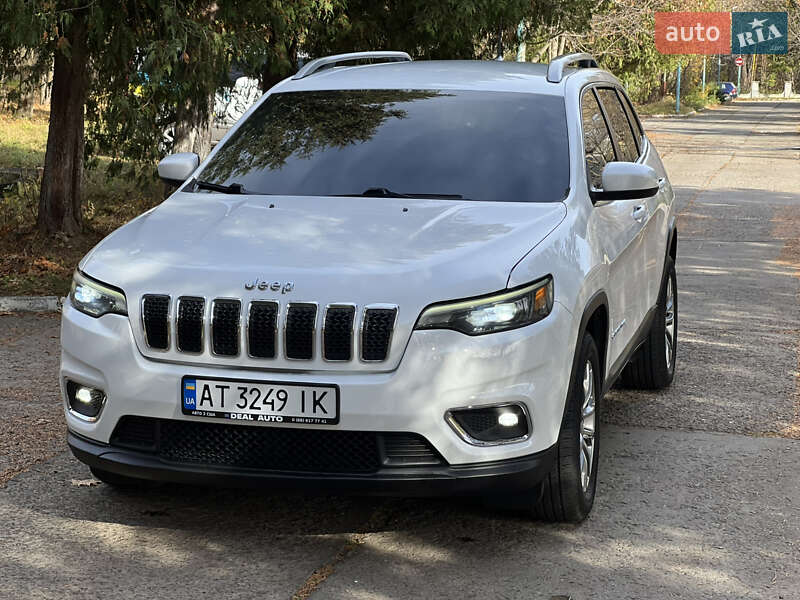 Внедорожник / Кроссовер Jeep Cherokee 2018 в Надворной фото 11 Внедорожник / Кроссовер Jeep Cherokee 2018 в Надворной