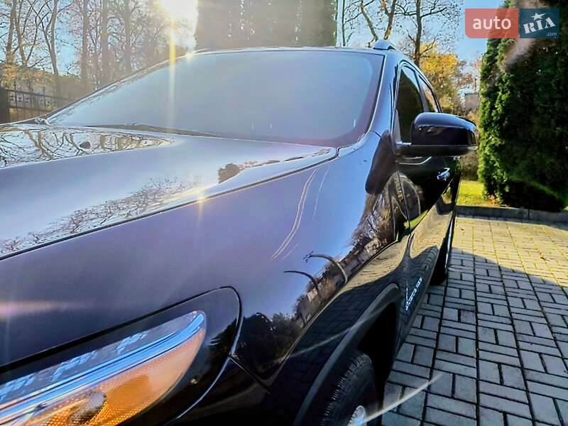 Внедорожник / Кроссовер Jeep Cherokee 2015 в Прилуках