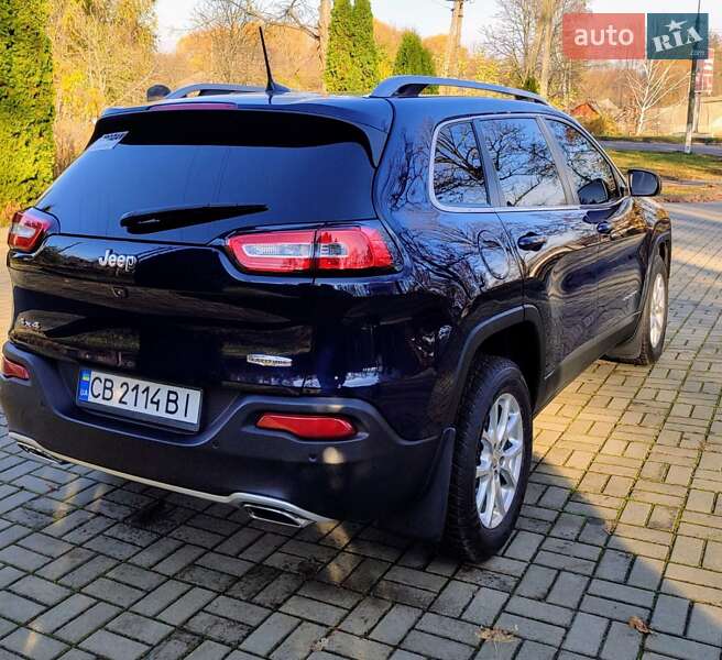 Внедорожник / Кроссовер Jeep Cherokee 2015 в Прилуках