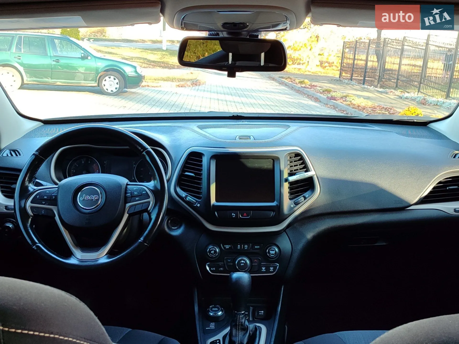 2015 Jeep Cherokee - мініатюра 17