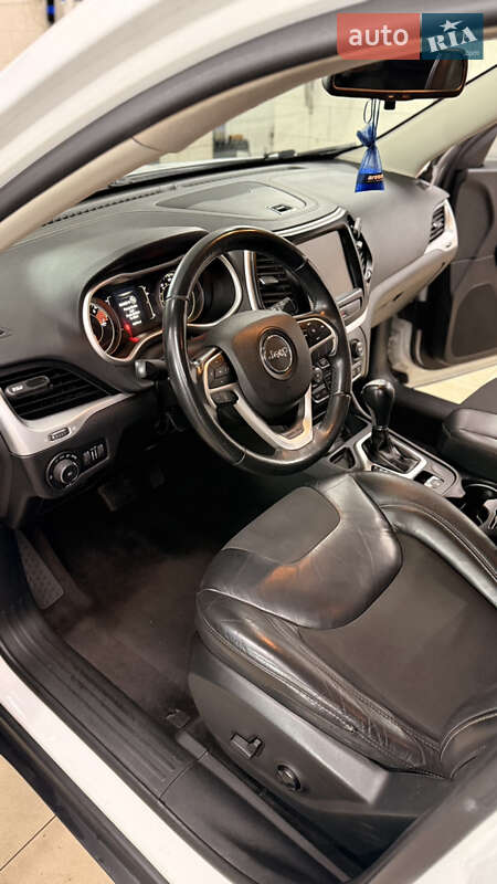 Позашляховик / Кросовер Jeep Cherokee 2017 в Дніпрі