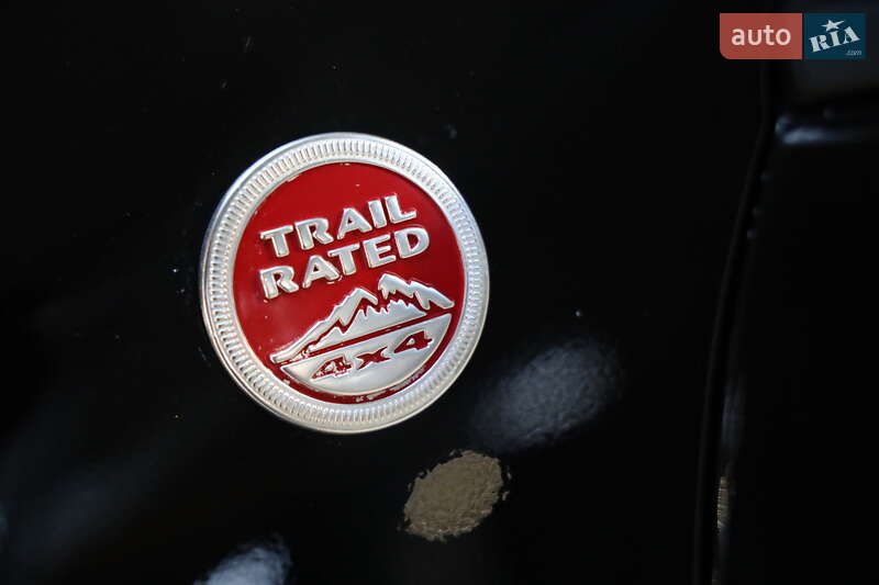 Внедорожник / Кроссовер Jeep Cherokee 2019 в Луцке