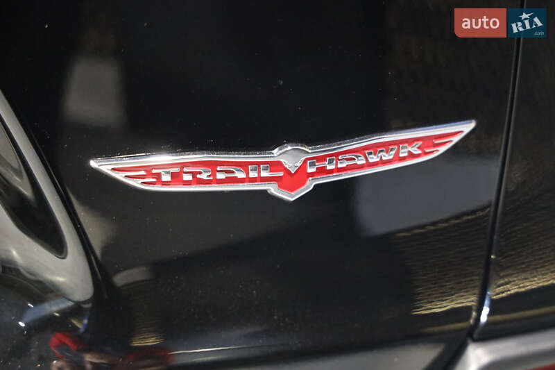 Внедорожник / Кроссовер Jeep Cherokee 2019 в Луцке