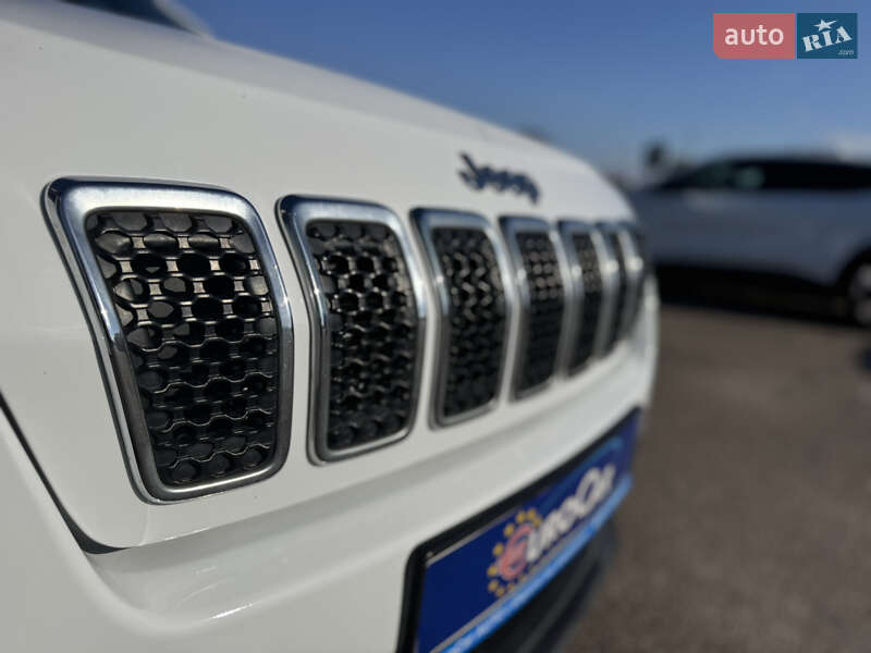 Внедорожник / Кроссовер Jeep Cherokee 2019 в Киеве фото 7 Внедорожник / Кроссовер Jeep Cherokee 2019 в Киеве