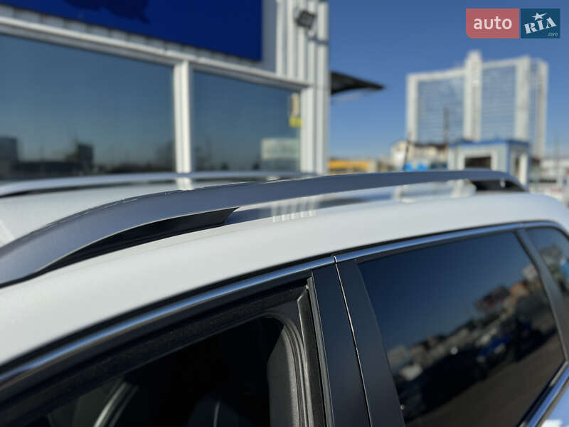 Внедорожник / Кроссовер Jeep Cherokee 2019 в Киеве фото 15 Внедорожник / Кроссовер Jeep Cherokee 2019 в Киеве