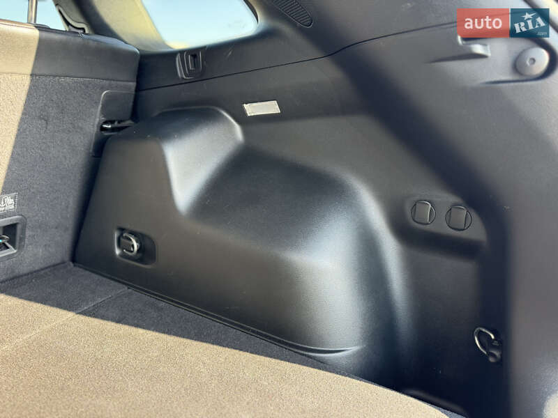 Внедорожник / Кроссовер Jeep Cherokee 2019 в Киеве фото 29 Внедорожник / Кроссовер Jeep Cherokee 2019 в Киеве