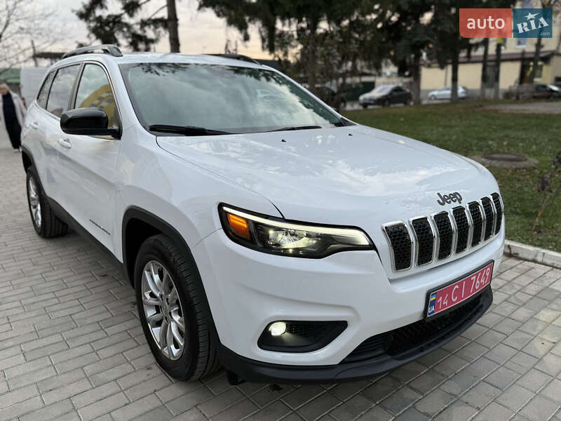 Внедорожник / Кроссовер Jeep Cherokee 2023 в Каменец-Подольском