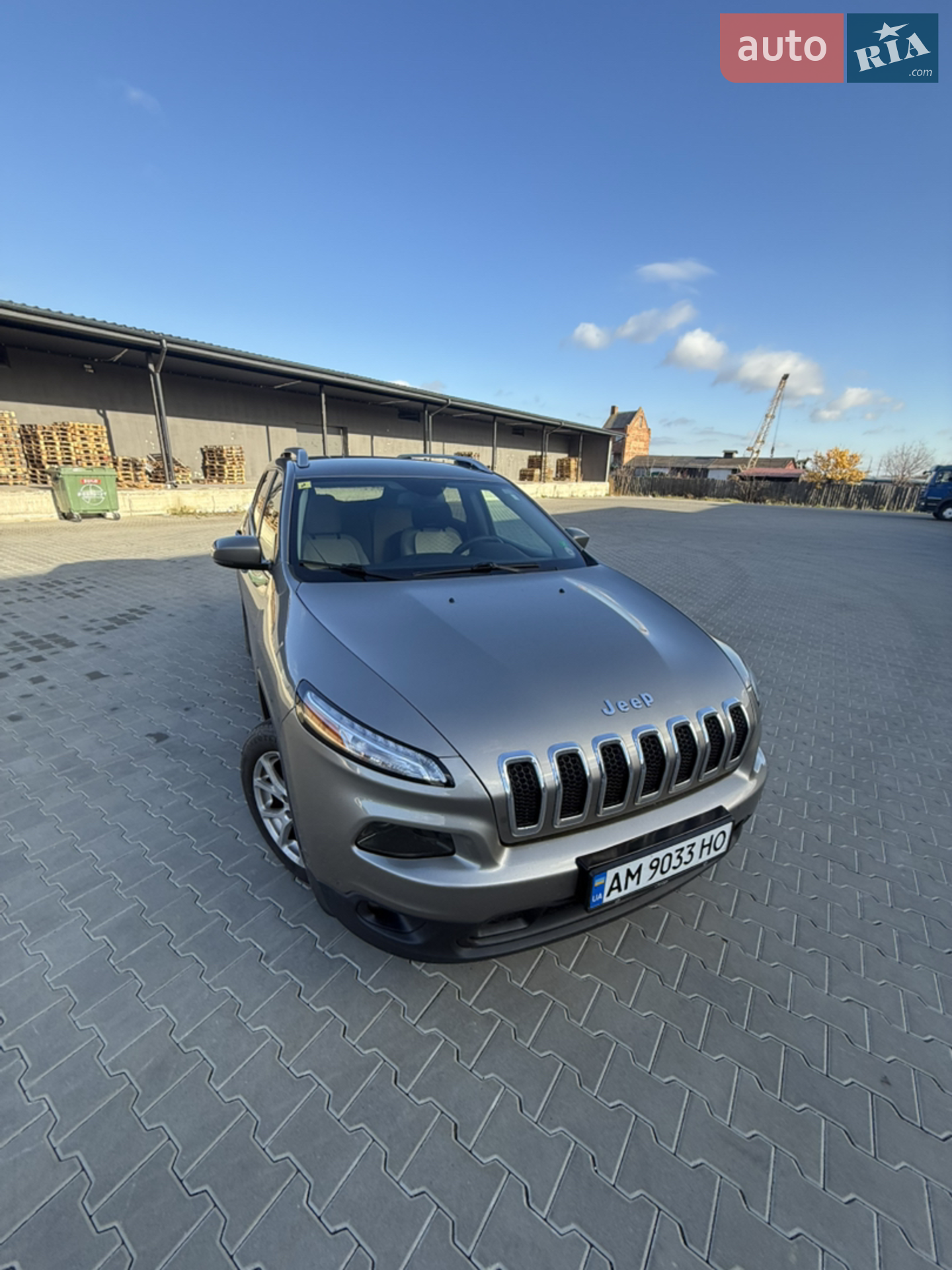 2017 Jeep Cherokee - мініатюра 3
