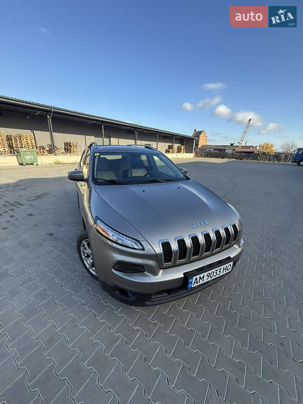 Позашляховик / Кросовер Jeep Cherokee 2017 в Житомирі