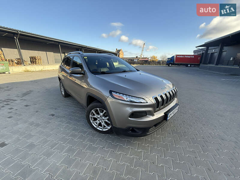 Позашляховик / Кросовер Jeep Cherokee 2017 в Житомирі