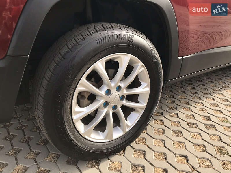 Внедорожник / Кроссовер Jeep Cherokee 2018 в Харькове
