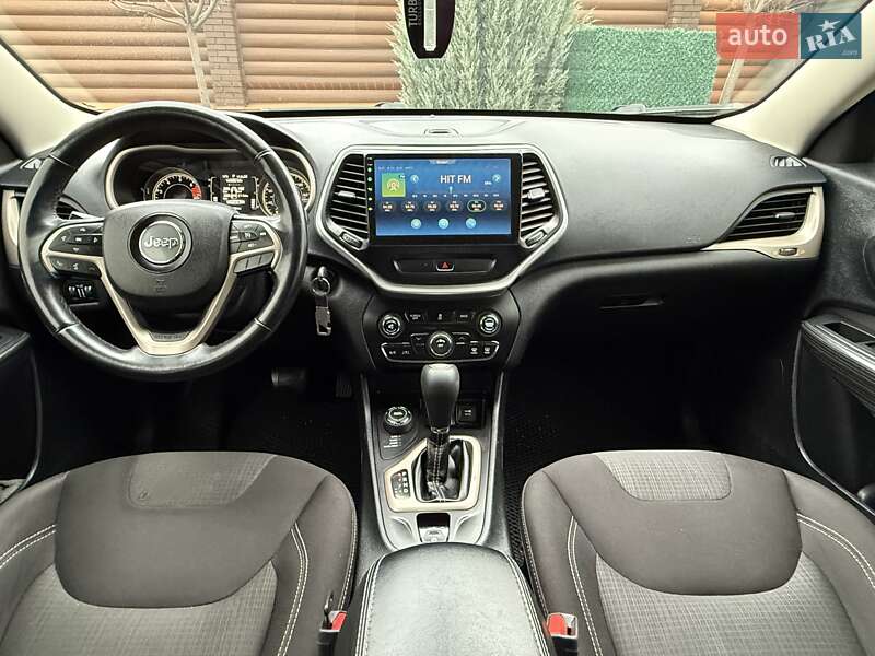 Внедорожник / Кроссовер Jeep Cherokee 2016 в Борисполе