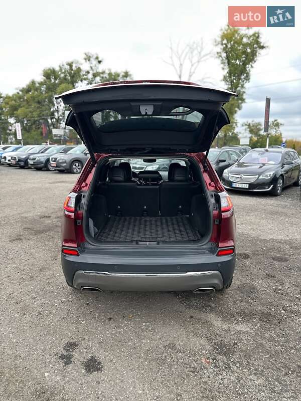 Внедорожник / Кроссовер Jeep Cherokee 2018 в Белогородке