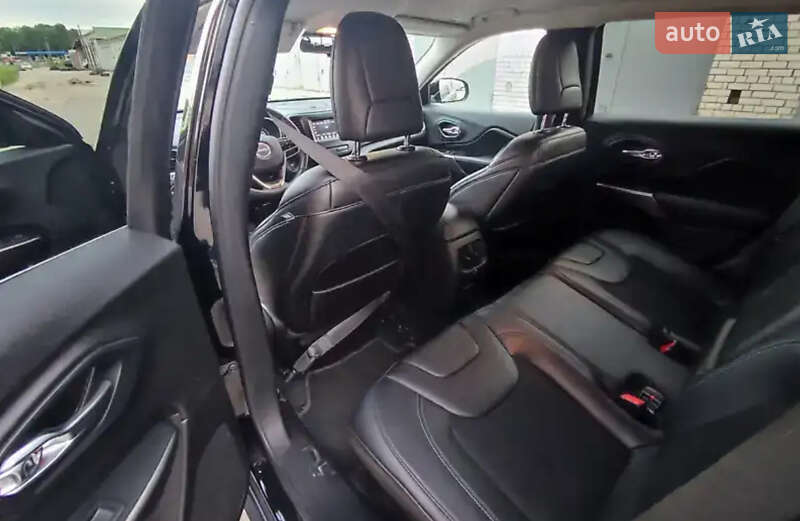 Позашляховик / Кросовер Jeep Cherokee 2019 в Хмельницькому