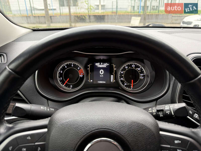 Позашляховик / Кросовер Jeep Cherokee 2019 в Києві фото 11 Позашляховик / Кросовер Jeep Cherokee 2019 в Києві