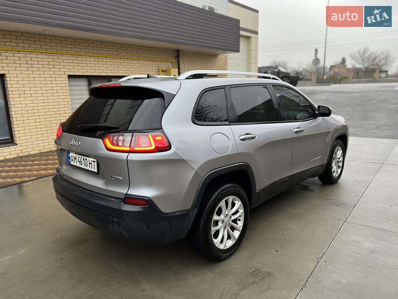 Внедорожник / Кроссовер Jeep Cherokee 2020 в Бердичеве