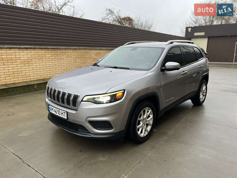 Внедорожник / Кроссовер Jeep Cherokee 2020 в Бердичеве